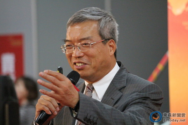 財(cái)金文化董事長(zhǎng)謝金河 財(cái)金文化董事長(zhǎng)謝金河