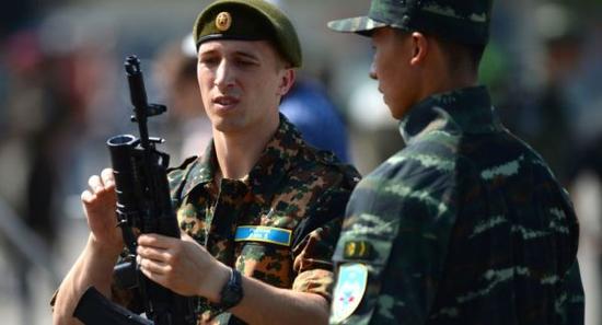 外媒稱俄軍代表團訪華:與解放軍交流作戰經驗 外媒稱俄軍代表團訪華:與解放軍交流作戰經驗